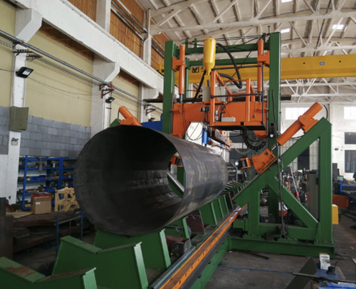 সম্পর্কে সর্বশেষ কোম্পানী কেস Indonesia Customer Purchases CMC 340/12000 High Mast and Mono Pole Shut Welding Machine for 12m Poles