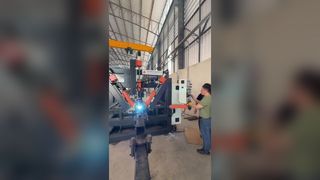 থাইল্যান্ডে অন-সাইট পরিষেবা! CNCS400/8000 পোল শাট-ওয়েল্ডিং মেশিনের ইনস্টলেশন ও প্রশিক্ষণ