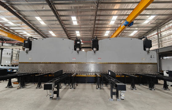 গলা গভীরতা 1000mm CNC হাইড্রোলিক প্রেস ব্রেক হালকা মেরু তৈরির জন্য