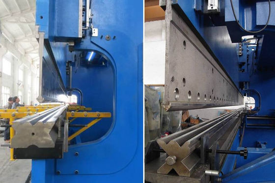 ভারী দায়িত্ব ধাতু কাজ সিএনসি হাইড্রোলিক প্রেস ব্রেক 400L তেল ট্যাংক ক্ষমতা 200T সর্বোচ্চ. চাপ এবং নিয়মিত স্ট্রোক