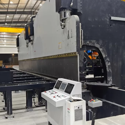 DELEM DA53T CNC সিস্টেম সহ 320 টন ওয়ার্কিং ফোর্স এবং 6000 মিমি টেবিল দৈর্ঘ্যের সিএনসি ট্যান্ডেম হাইড্রোলিক প্রেস ব্রেক
