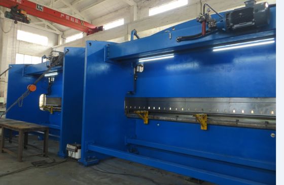 ভালো দাম 3200N 8000mm সিএনসি টেন্ডেম প্রেস ব্রেক / ল্যাম্প মেরু জন্য জলবাহী নমন মেশিন অনলাইন