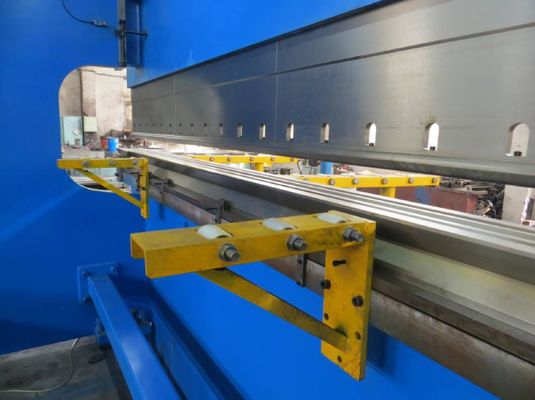 3200N 8000mm সিএনসি টেন্ডেম প্রেস ব্রেক / ল্যাম্প মেরু জন্য জলবাহী নমন মেশিন