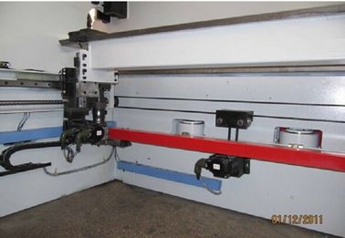 63 টন সম্পূর্ণ স্বয়ংক্রিয় CNC হাইড্রোলিক পত্রক মেটাল প্রেস ব্রেক মেশিন