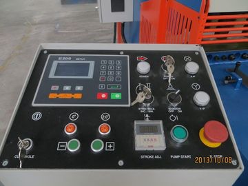 NC E200 নিয়ন্ত্রণ হাইড্রোলিক গা থেকে লোম ছাঁটা মেশিন, গিলোটিন শিয়ার