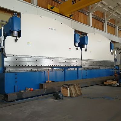 ভালো দাম 400T/7000mm সিএনসি ট্যান্ডেম প্রেস ব্রেক 8000kn সিএনসি হাইড্রোলিক প্রেস ব্রেক মেশিন অনলাইন